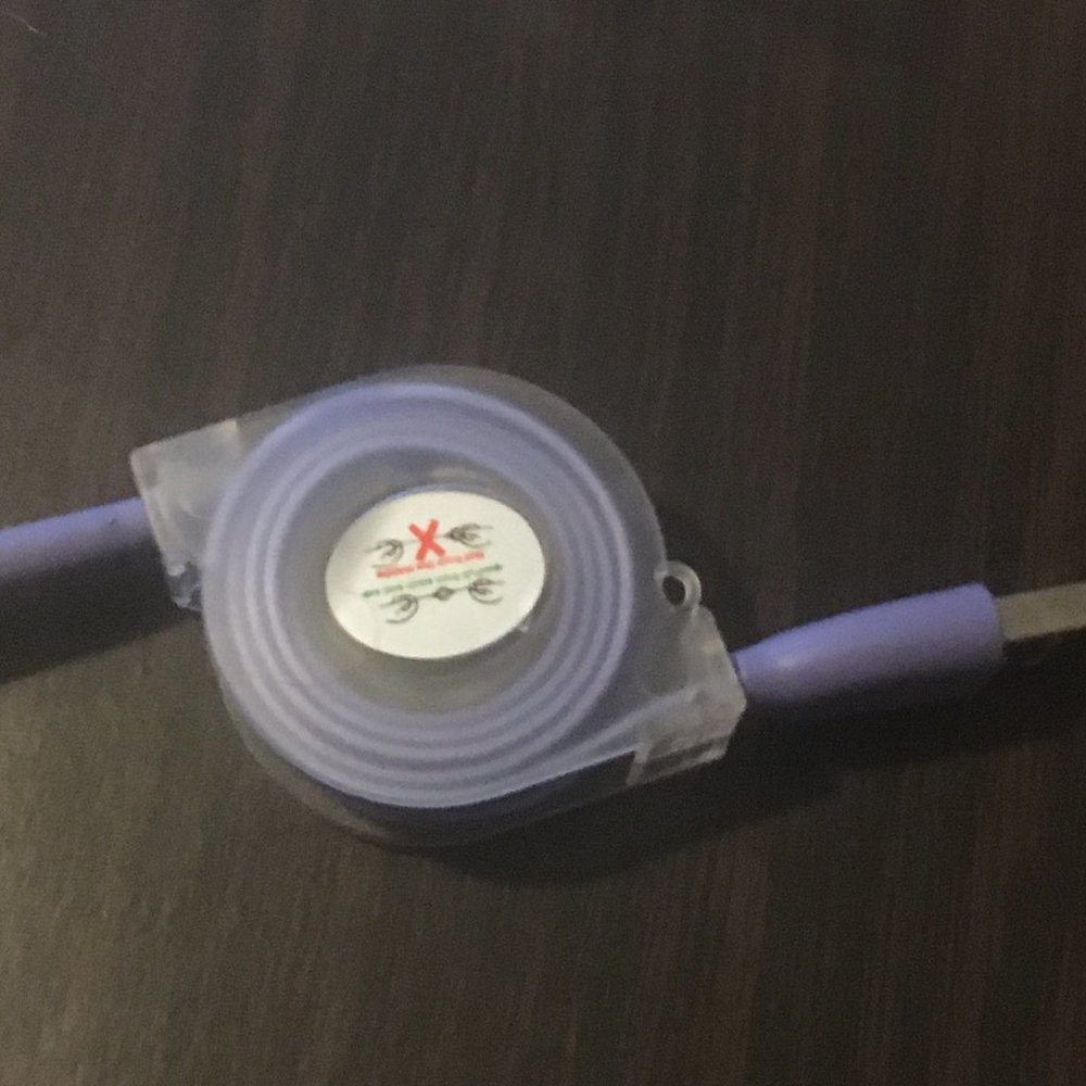 Retractable USB Data Charge Cable iPhone